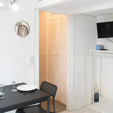 Apartamento Mezzanine Near Metro Line 13 Saint-Ouen (Seine-Saint-Denis)